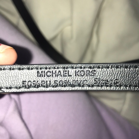 Michael Kors belt 🖤 - Picture 3 of 3